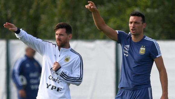 Lionel Messi comparte su felicidad en la selección de Argentina. (Foto: Agencias)
