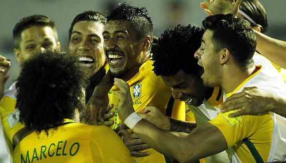 Paulinho, en tres ocasiones, y Neymar permitieron el 'Centenariazo' de Brasil en Montevideo.  (AFP)