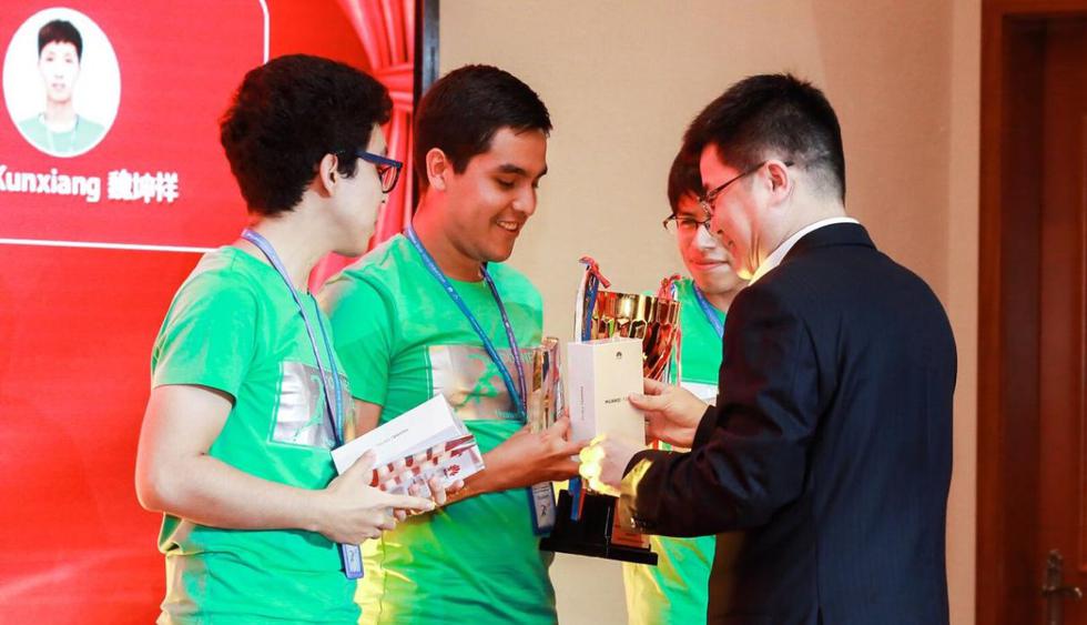 Carlos Ramírez, Luigi Castillo, Robert Gutiérrez ganaron el concurso. (Foto: UNMSM)