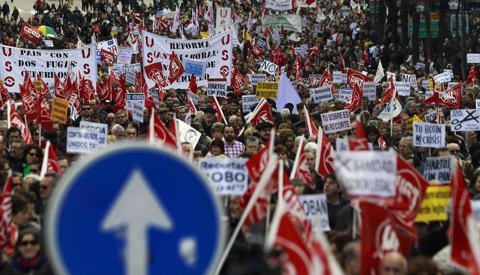 En jornada de manifestaciones  participaron unas 150 organizaciones sindicales, políticas y sociales. (AP)