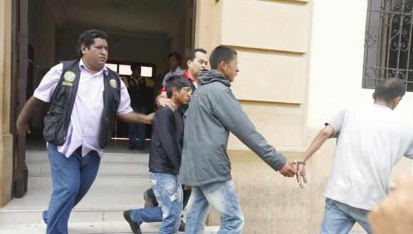 Los delincuentes fueron detenidos tras asaltar a un hombre en Los Olivos. (Imagen referencial/GEC)