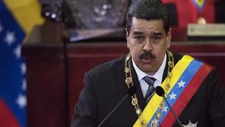 Maduro afirma defender a los venezolanos y sube el salario a US$37 [FOTOS]