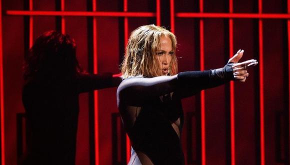 Jennifer Lopez y Maluma en los American Music Awards 2020. (Foto: @amas)