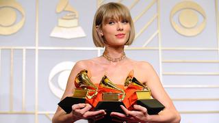Taylor Swift resbala en pleno concierto y fans graban el bochornoso momento