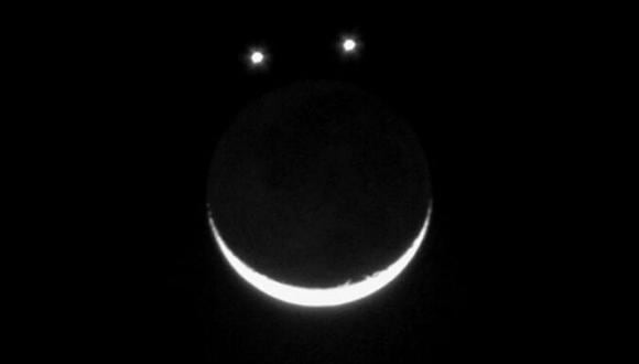 ¡Sonríe! La Luna, Venus y Júpiter formarán una ‘carita feliz’ en el cielo nocturno en tiempos de panemia. (Twitter/BBC)