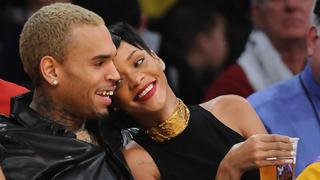 Padre de Chris Brown: "Rihanna y mi hijo no debieron regresar"
