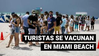 Turistas latinomericanos se vacunan en Miami Beach con la vacuna contra la COVID-19 de Johnson & Johnson
