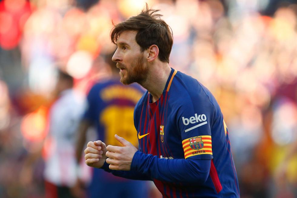 Con goles de Messi y Alcácer, Barcelona se impuso al Athletic en el Camp Nou y sumó 75 unidades como líderes invictos de LaLiga. (AFP)