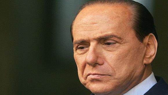 Berlusconi deberá cumplir una pena de cárcel. (AFP)