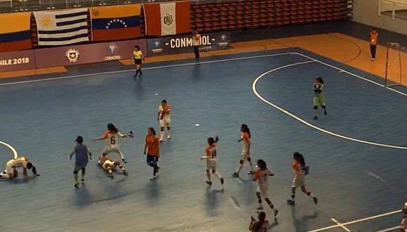 Selección Peruana Femenino de Futsal Sub 20 debutó con victoria en el Sudamericano frente Chile, el anfitrión. (Foto: Facebook Conmebol)