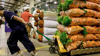 Lima Metropolitana: Alcalde Luis Castañeda asegura que la ciudad está abastecida de productos alimenticios