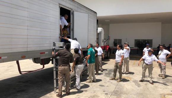 México: Hallan a 791 migrantes dentro de cuatro camiones en Veracruz. (Twitter - @daviddelapaz)