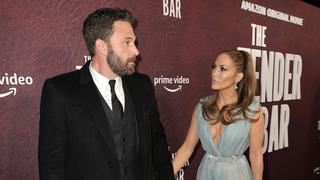 Jennifer Lopez y Ben Affleck llenan de amor el estreno de ‘The Tender Bar’