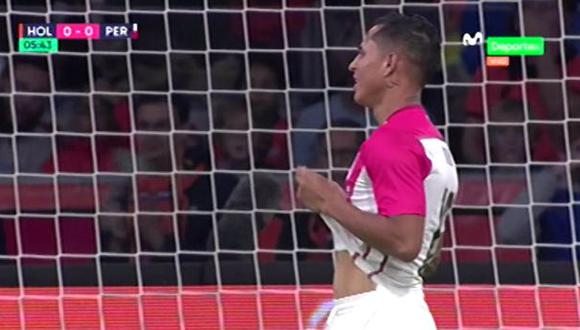 Yotun se perdió lo que pudo ser el primer gol de Perú Ante Holanda. (Captura: YouTube)