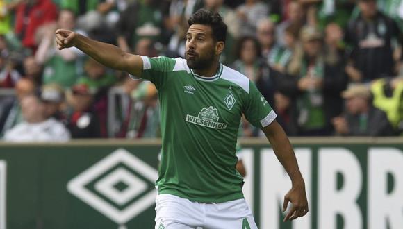 Claudio Pizarro tiene contrato con Werder Bremen hasta el final de la temporada. (Foto: AP)