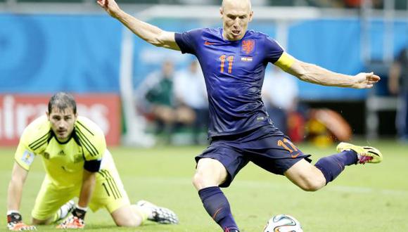 Robben anotó dos goles en la goleada de la Naranja Mecánica. (EFE)