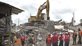 Ecuatorianos cuentan la tragedia que viven tras el terremoto