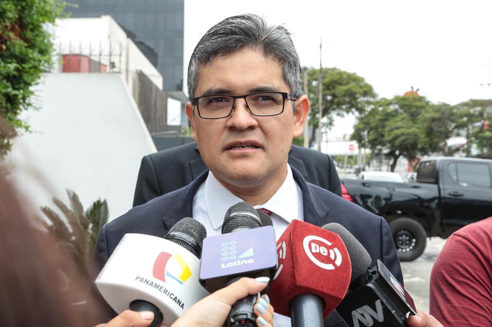 La resolución suscrita por el fiscal adjunto superior Alferdo Edgardo Rojas Pedregal indica que el fiscal Pérez Gómez habría incurrido en esta falta al archivar investigación del caso 'Moqueguazo'. (Foto: GEC)