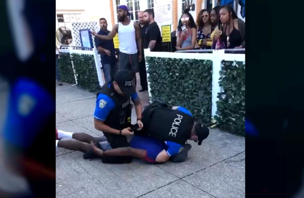 Un joven de 21 años fue arrestado el sábado pasado por alterar el orden público, después de haberse subido a un auto para bailar y gritarle a los transeúntes de una conocida calle de Miami, según el medio 'Local10News'. (Captura)