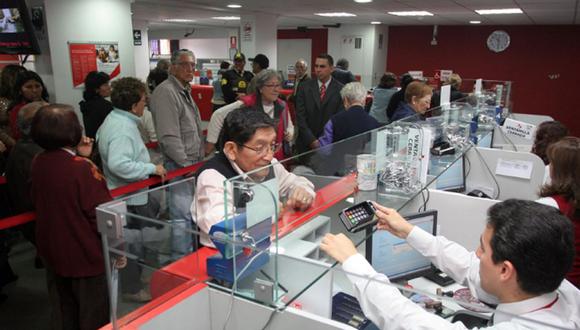 Gremios de bancos rechazan el golpe de Estado. (Foto: Andina)