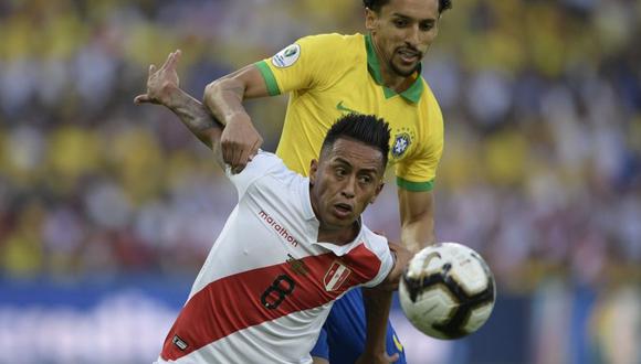 Christian Cueva aún no define su futuro en el fútbol tras ser apartado de Santos. (Foto: AFP)