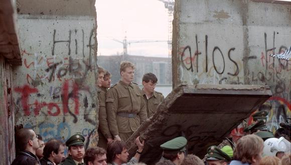 El vídeo sobre la caída del Muro de Berlín tiene secciones especiales de realidad virtual narradas por el actor británico Paul McGann. (Foto: AP)