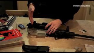 Estudiante usa una impresora 3D para construir armas de fuego