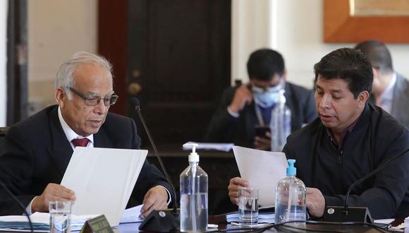 Pedro Castillo encabeza una sesión del Consejo de Ministros. (Foto: Presidencia)