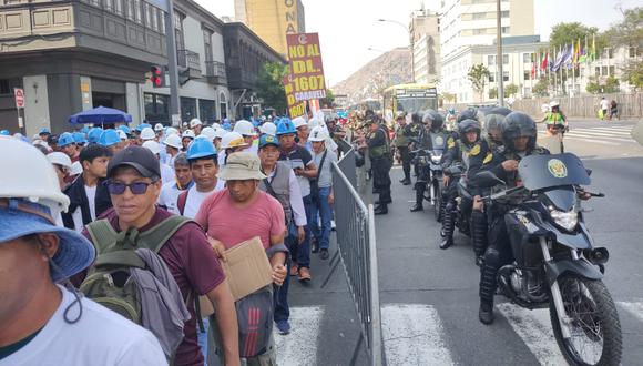 Congreso derogó la ley que frenaba la minería ilegal. (Foto: Perú21/MotorolaG100)