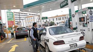 Combustibles no deben subir más de S/0.40, afirmó el gobierno