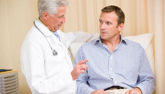 Especialistas aconsejan acudir a chequeos anuales de la próstata a partir de los 50 años. (Difusión)
