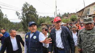 Martín Vizcarra inspecciona zonas afectadas por lluvias en Arequipa