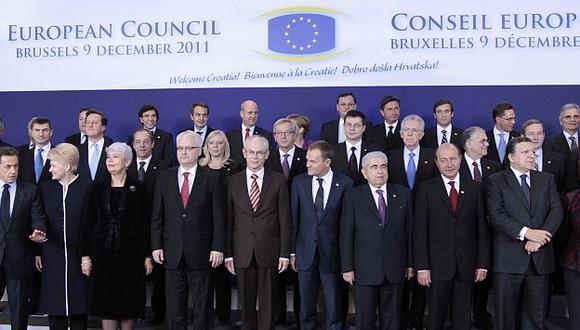 Luego de 10 horas de debate, los líderes europeos lograron ponerse de acuerdo. (AP)