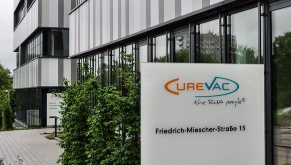El laboratorio CureVac de Alemania se encuentra actualmente en la fase 2 de ensayos clínicos de su candidata a vacuna contra el SARS-CoV-2. (Foto: Sebastien SAUGUES / AFP)