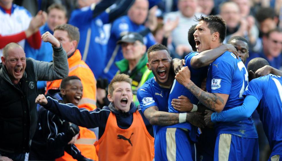 Leicester rescató un empate ante el West Ham y sigue soñando con la Premier League. (AP)