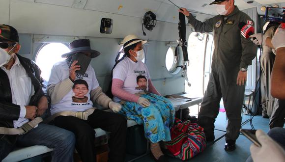 Los padres de Wilber Carcausto abordaron helicóptero que sobrevoló Tacna. (GEC)