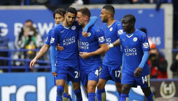 Leicester podría ganar la Premier League por primera vez en su historia. (Reuters)