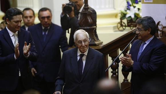 Bedoya Reyes había cumplido sus 102 años el 20 de febrero último, a lo largo de los cuales mantuvo una activa vida política hasta sus últimos meses de vida. (Foto: GEC)
