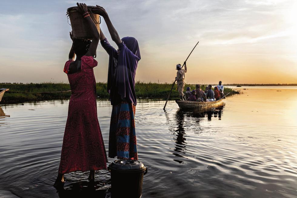 [1] Marco Gualazzini. Sobre la grave crisis humanitaria en la cuenca del lago Chad.