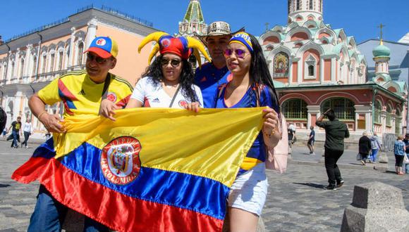 Hinchas 'cafeteros' protagonizaron más de una historia de viaje para llegar a Rusia para el crucial Colombia vs Inglaterra. (Foto: AFP)