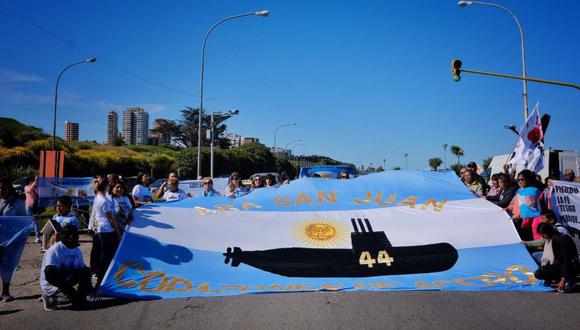 Los familiares de los tripulantes del submarino argentino ARA San Juan reclamaron que la nave sea reflotada y ayude a conocer la verdad de lo que pasó. (Foto: EFE)