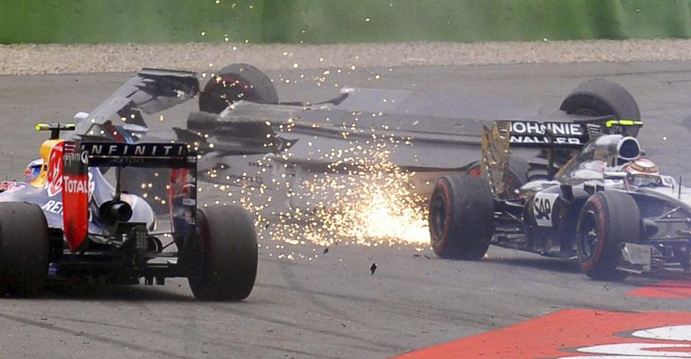Massa salió ileso del accidente. (AP)