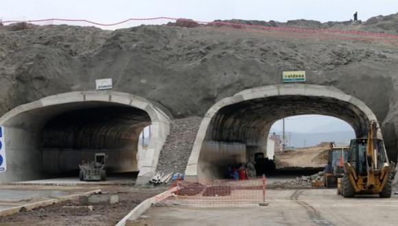 Túneles del cerro Puruchuco permitirán descongestionar la carretera Central. (Andina)