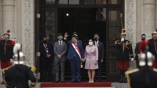Presidente Pedro Castillo recibe saludo del cuerpo diplomático