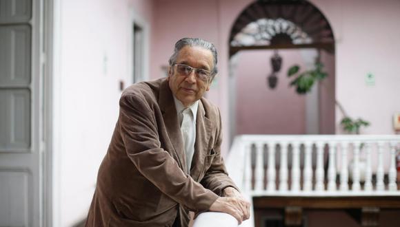 Conversamos con el poeta y docente Marco Martos (Perú21/ Jesús Saucedo)