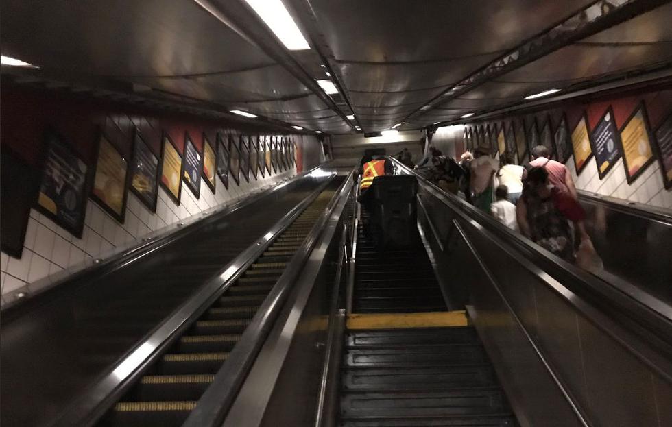 Nueva York sufre inesperado apagón que detuvo las principales vías del Metro. (Twitter)