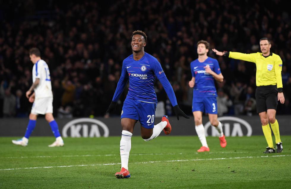Chelsea goleó 3-0 al Dinamo Kiev en Londres por la Europa League. (EFE)