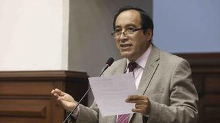 Congresista Jorge Vásquez Becerra renuncia a la bancada de Acción Popular por discrepancias
