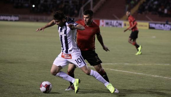 Alianza Lima reclamó a Melgar por regar la cancha en el medio tiempo. (Foto: Omar Cruz/GEC)
