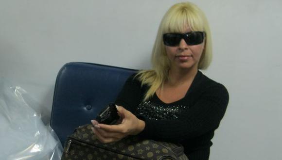 INVESTIGADA. Hace 15 días, Maribel Velarde fue detenida en el aeropuerto Jorge Chávez. (Difusión)